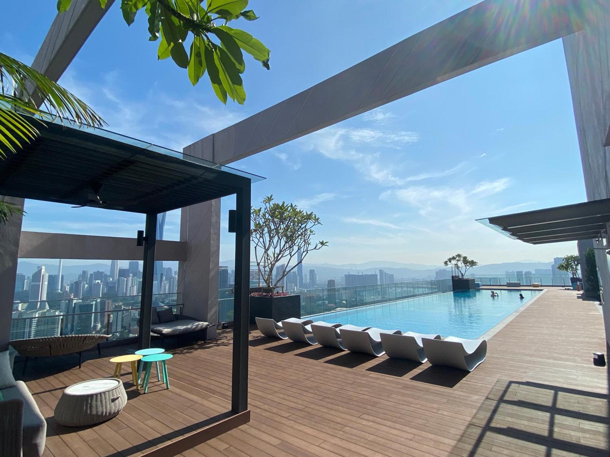 Upper Hotel Suites Kl Sentral Kuala Lumpur Exteriör bild