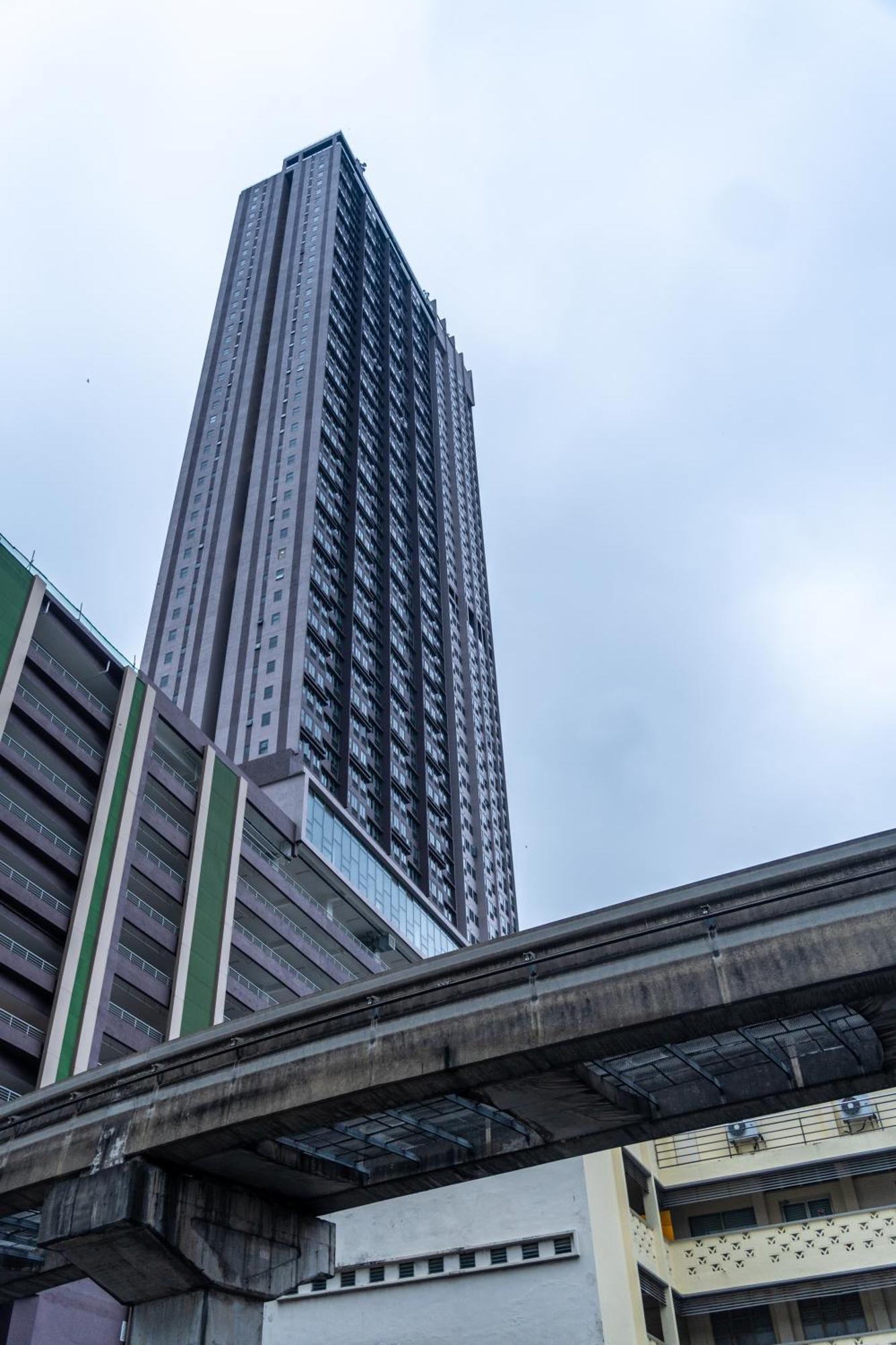 Upper Hotel Suites Kl Sentral Kuala Lumpur Exteriör bild